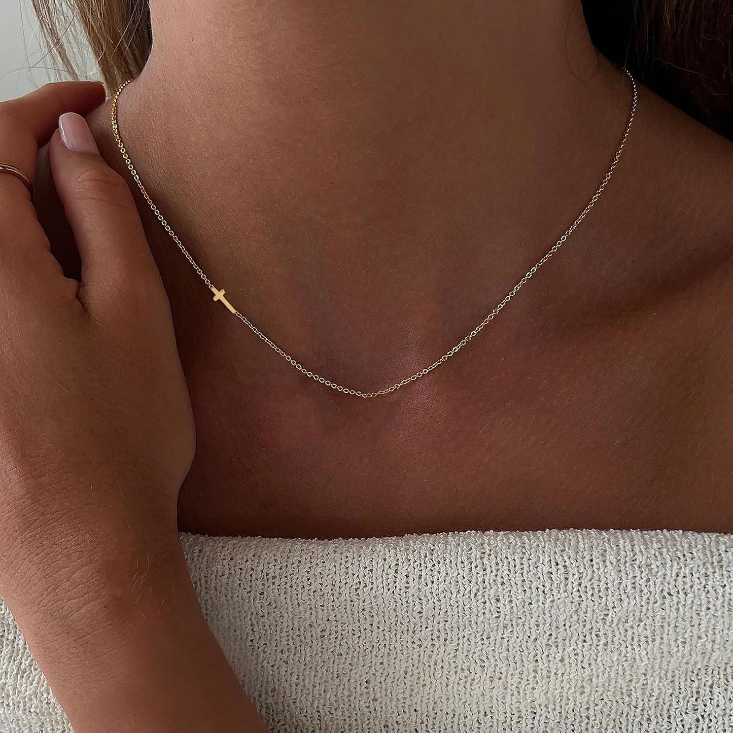 zvcofun Collar de cruz para mujer, delicado colgante de cruz chapad...