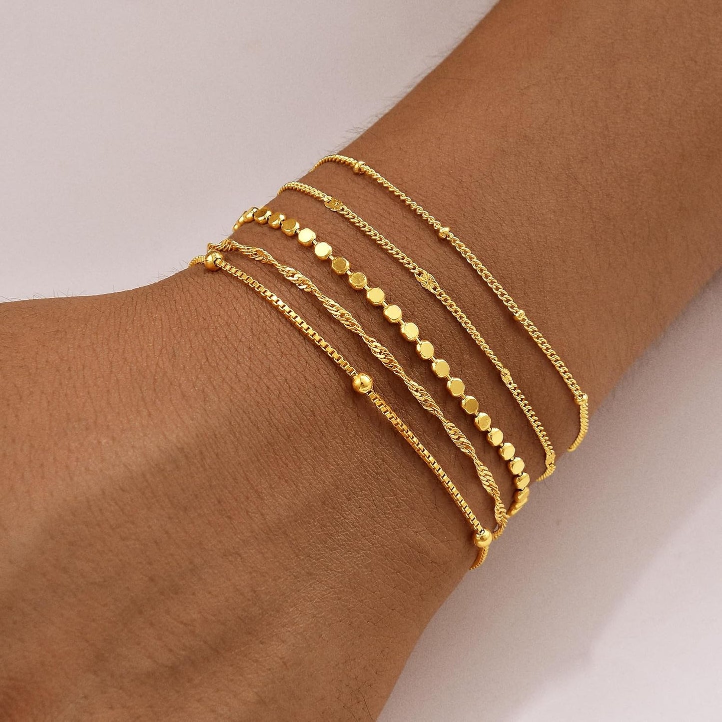 Striviio Pulseras de oro para mujer, chapado en oro de 14 quilates,...
