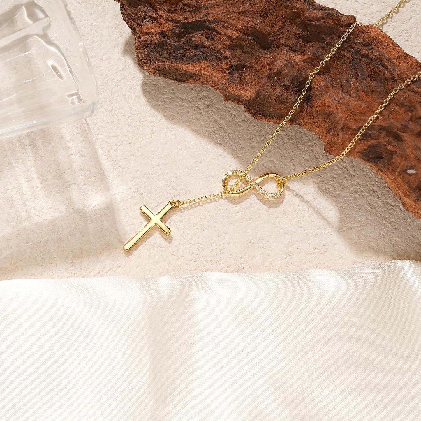 Turandoss Collar de Cruz de Oro para Mujeres - Delicado Collar de C...