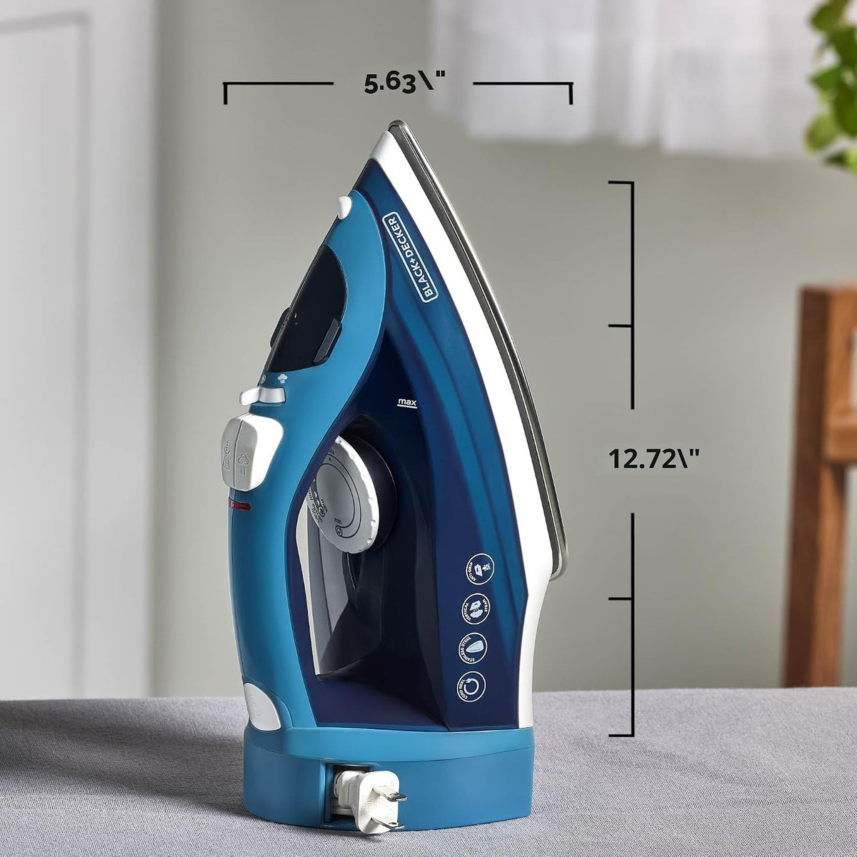 BLACK+DECKER Plancha de vapor para ropa con cable retráctil | Planc...