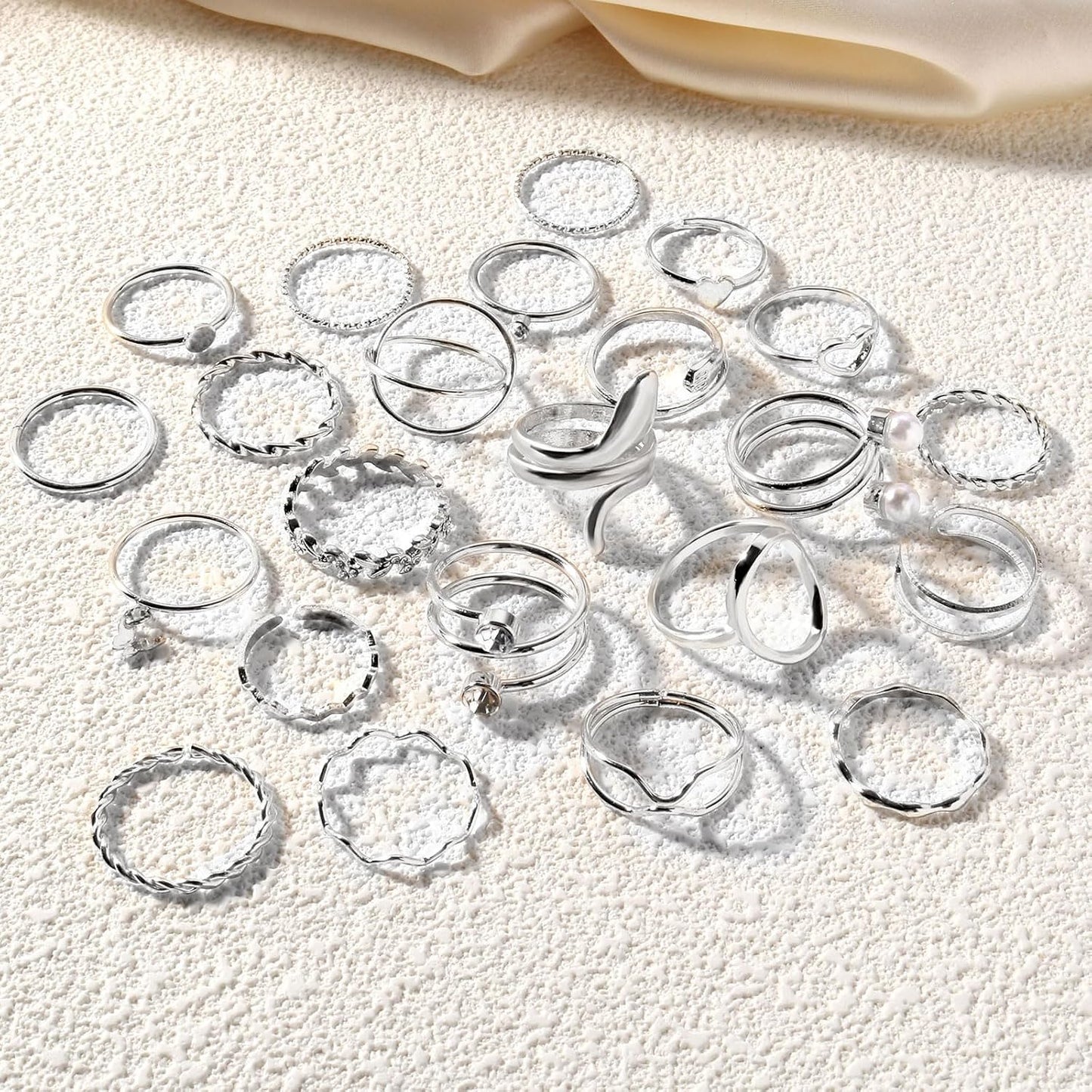 CHICUTIE Juego de anillos dorados para nudillos para mujeres, apila...