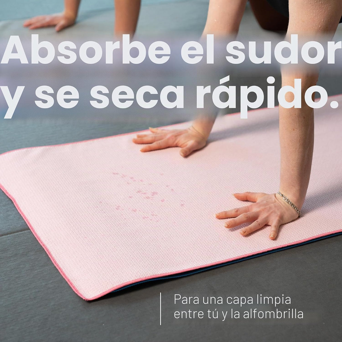 S&amp;T INC. Aura - Toalla de microfibra para esterilla de yoga con...