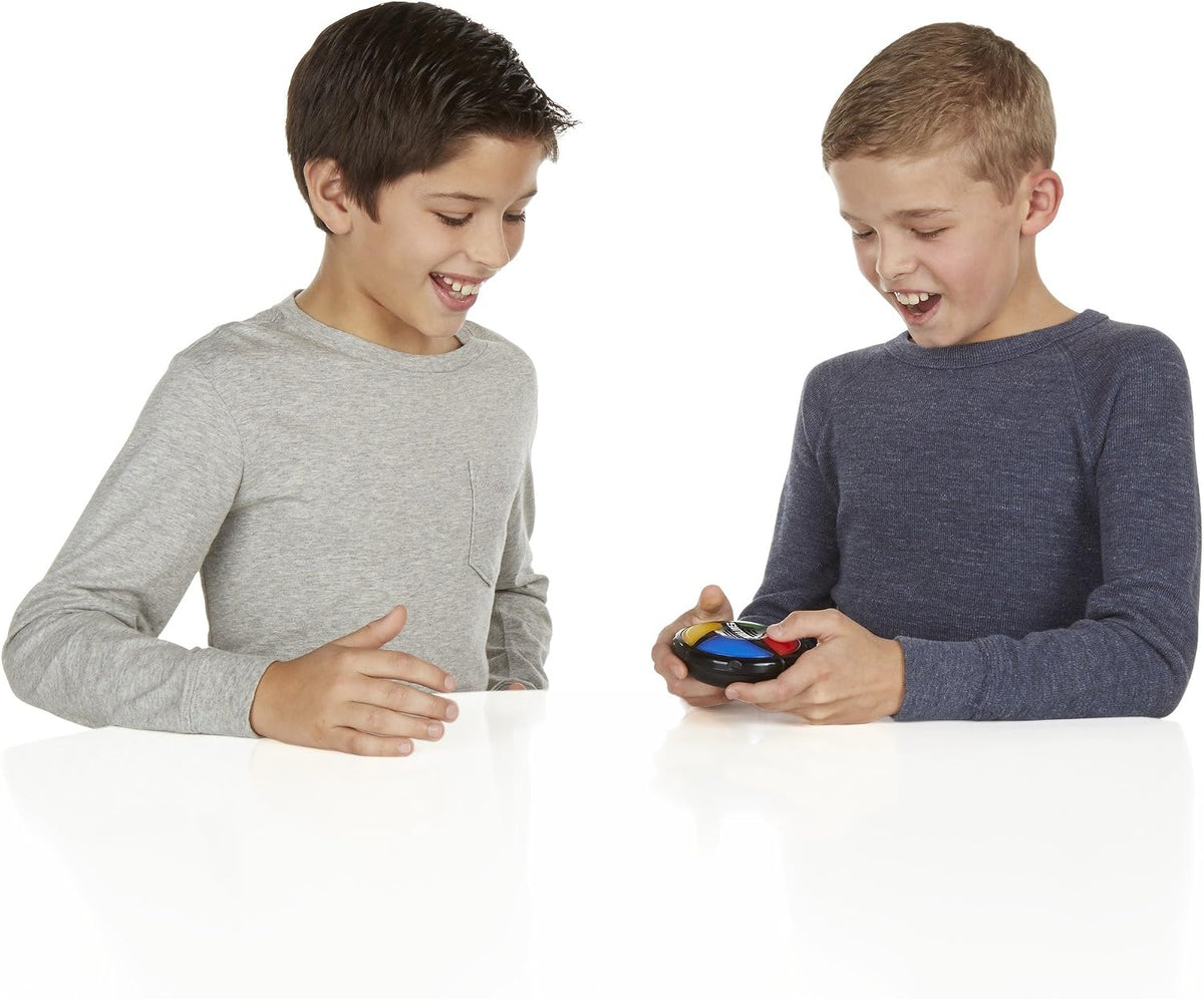 Hasbro Gaming Simon Micro Series - Juego electrónico para 1 o más j...