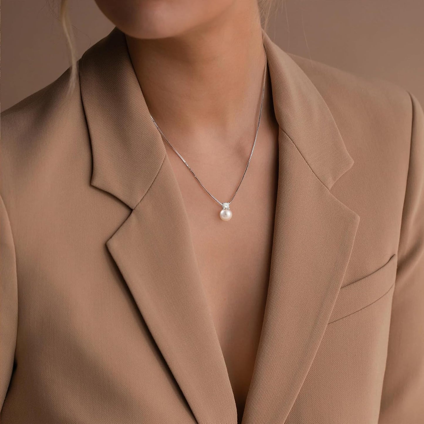 WFYOU Collares de perlas para mujer, collar de perlas redondas de a...