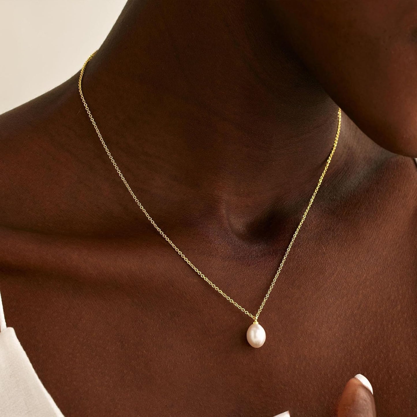 Decholly - Collares de perlas doradas para mujer, a la moda. Collar...