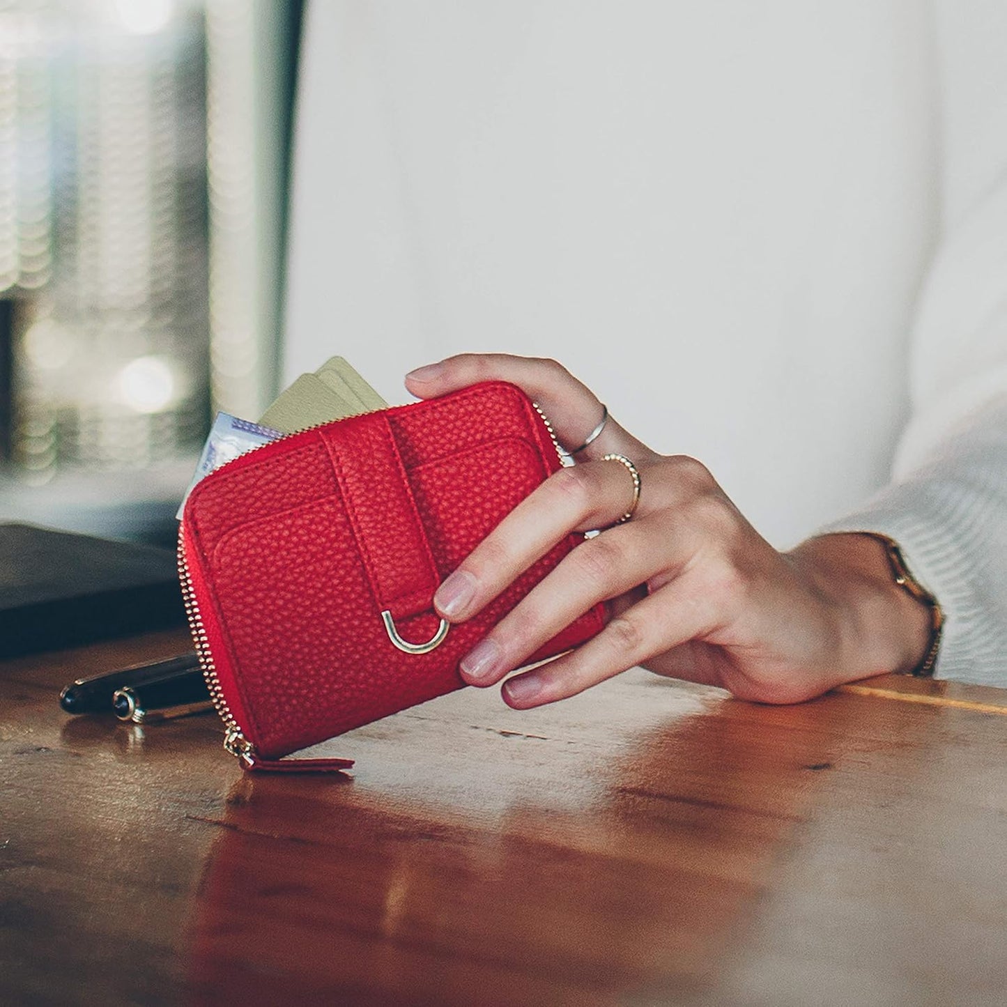 Vaultskin Cartera pequeña para mujer, tarjetero de cuero con bloque...
