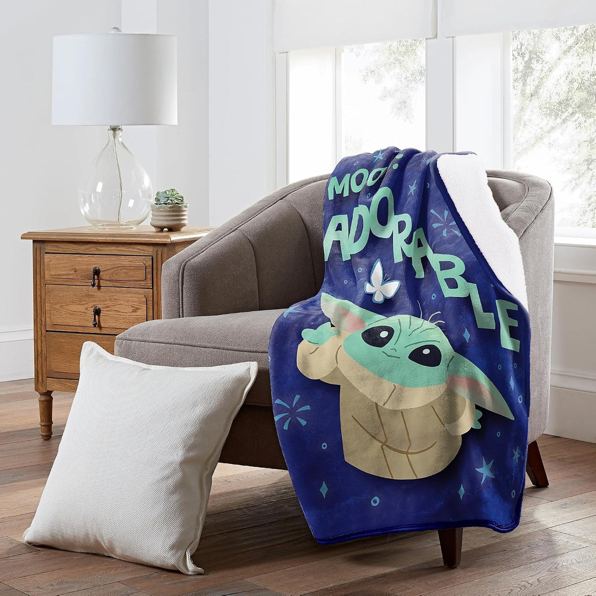 Disney Star Wars The Mandalorian Adorable manta de seda con forro p...