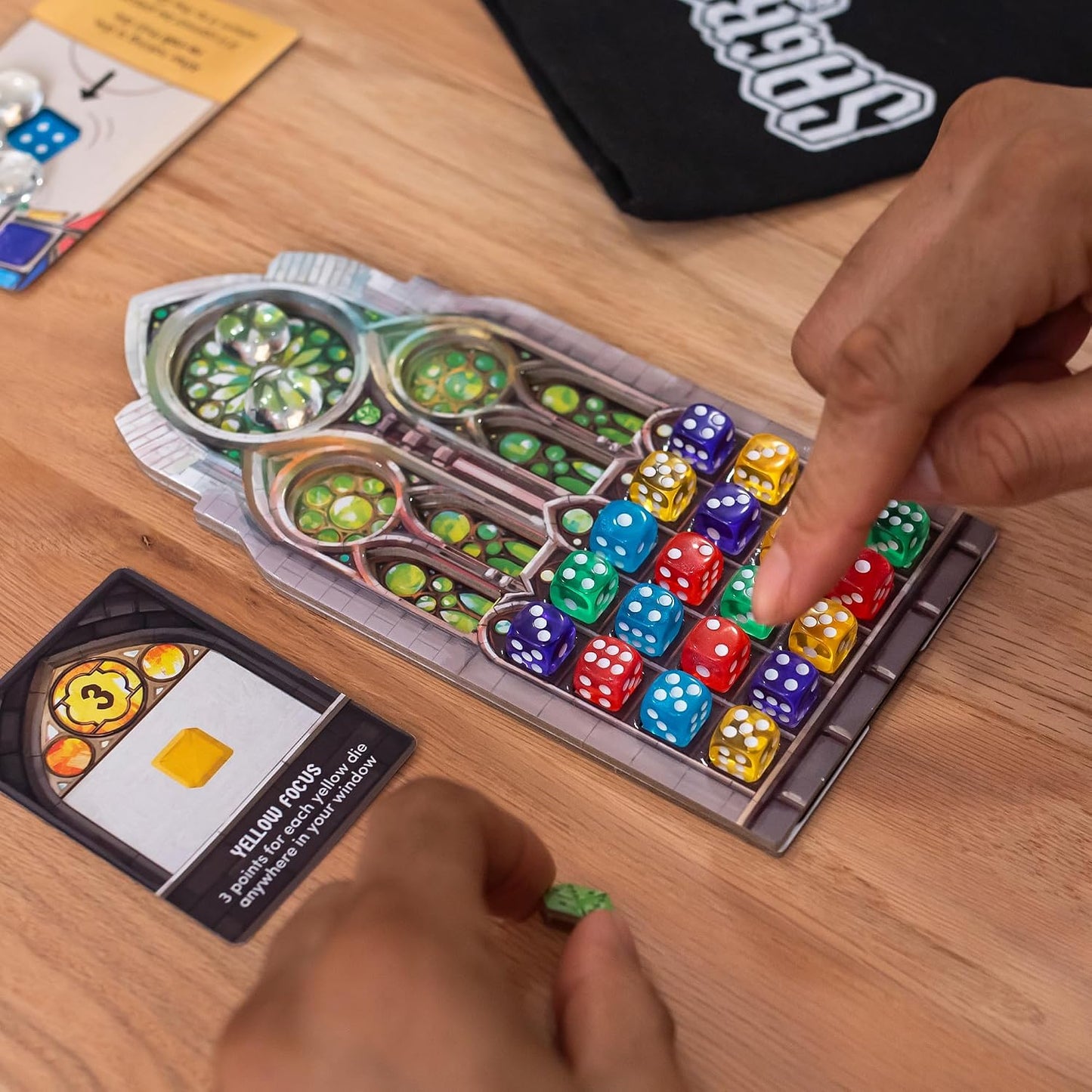 Floodgate Games Juego de mesa Sagrada | Juego familiar para niños y...