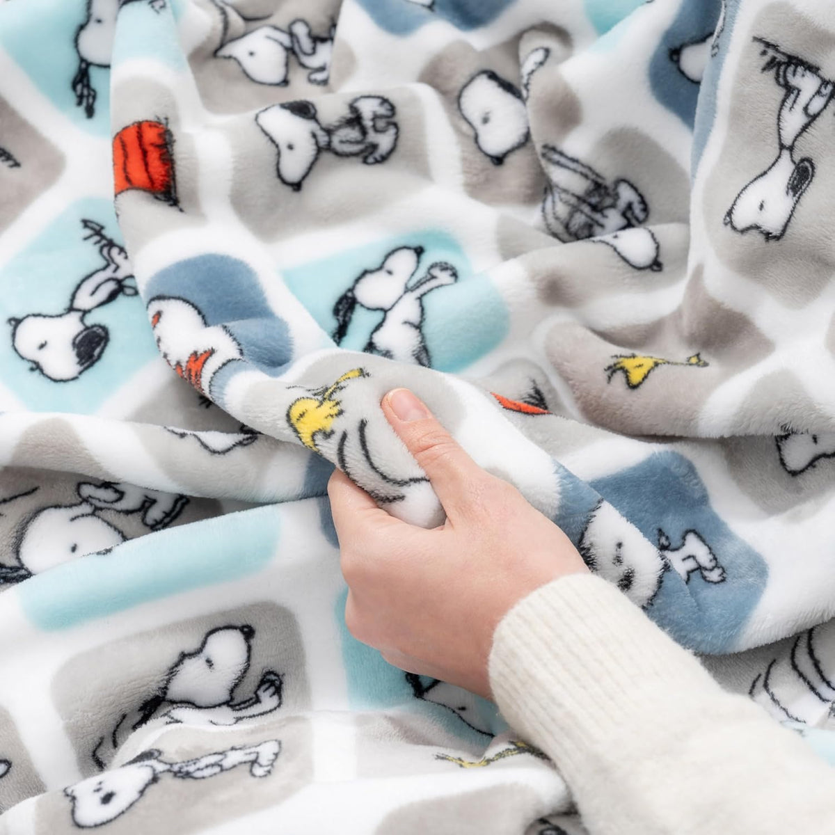 Berkshire Blanket Peanuts® VelvetLoft® - Manta de felpa de Snoopy c...