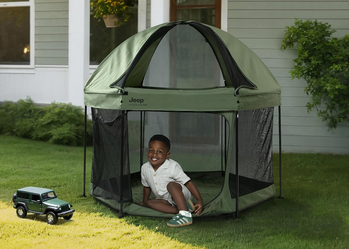Jeep Hexagon Pop Up Play Yard con toldo extraíble | Ideal para uso...