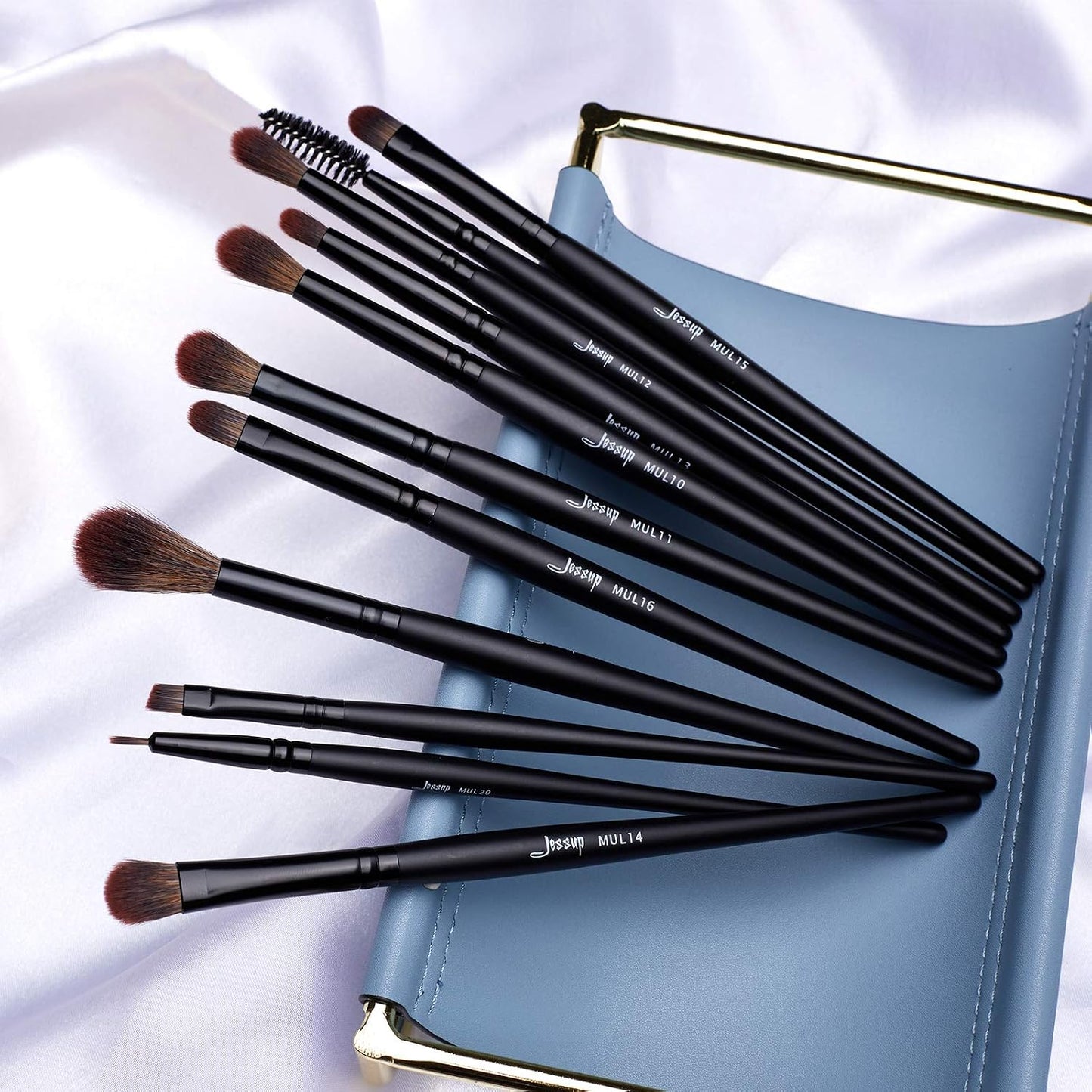 Jessup Juego de brochas de maquillaje veganas con corrector en polv...