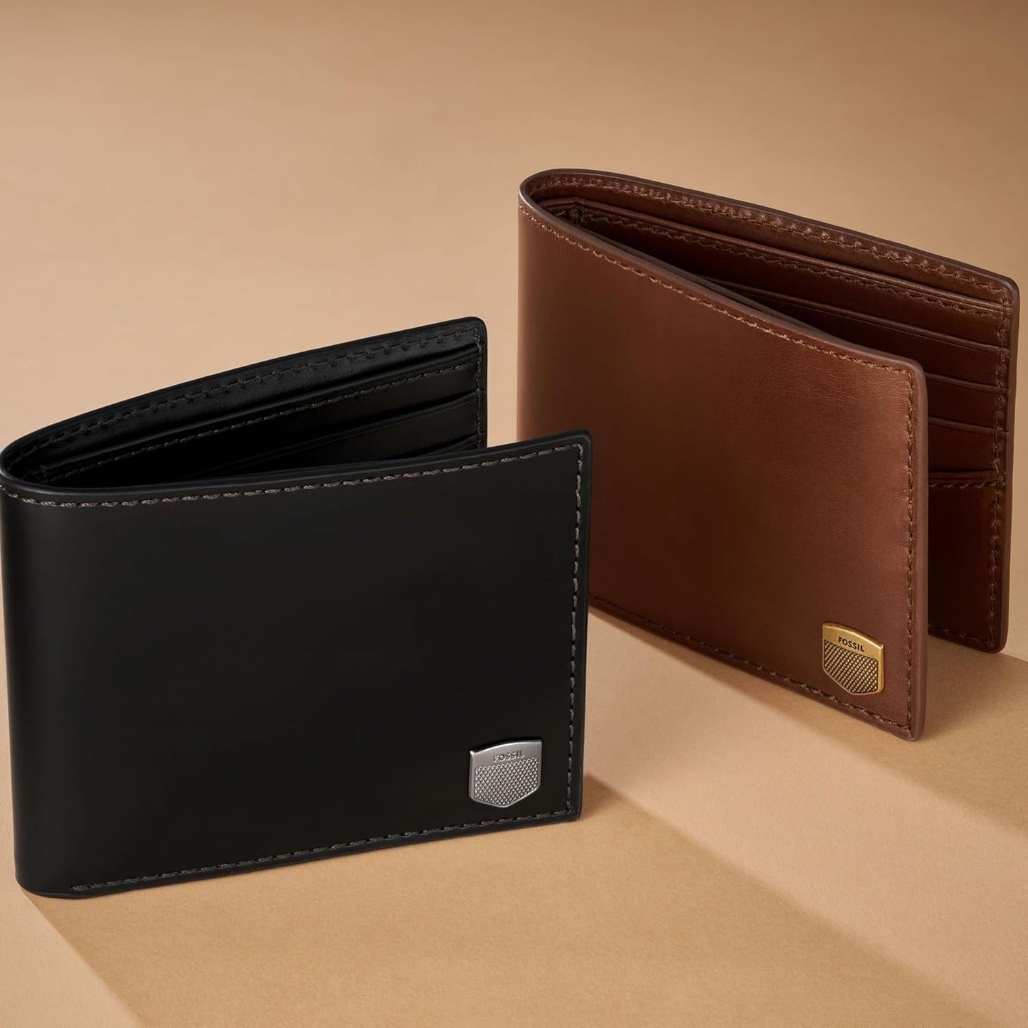 Fossil - Cartera de cuero plegable para hombre Hayes con ventana ab...