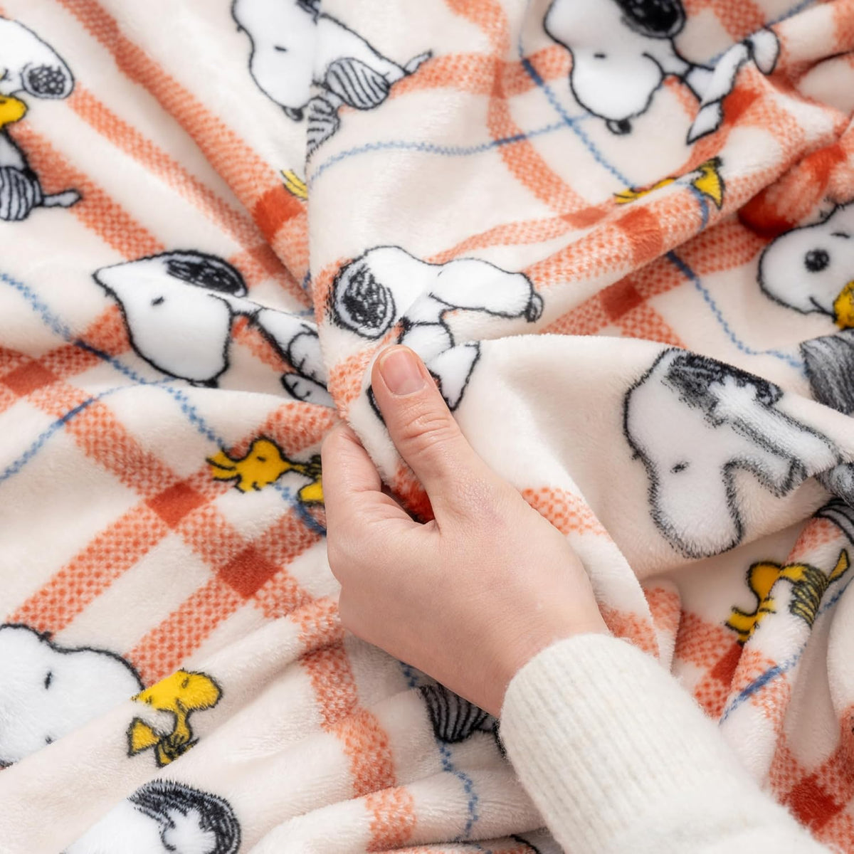 Berkshire Blanket Peanuts VelvetLoft Manta de Felpa con Personaje T...