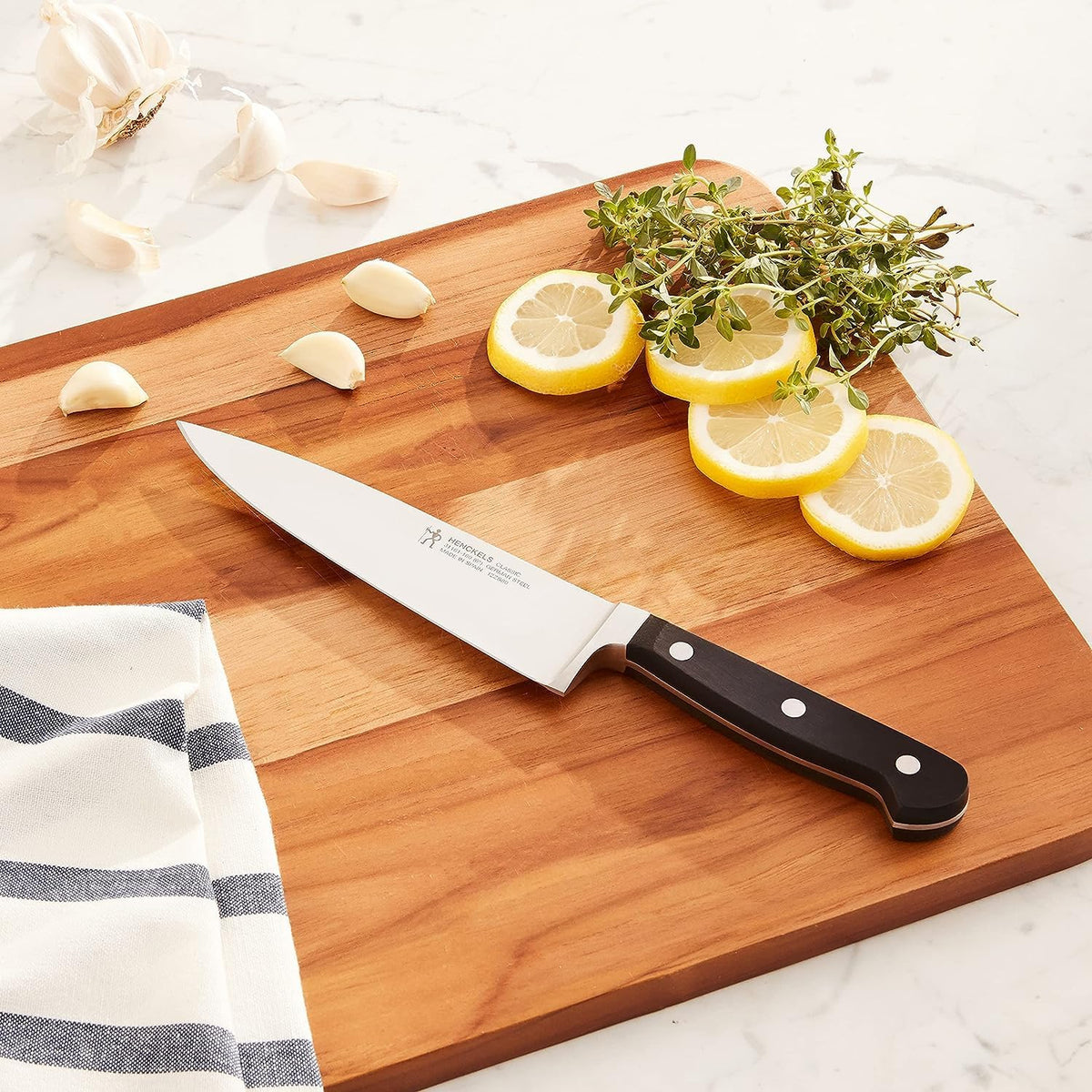 HENCKELS - Cuchillo de chef clásico afilado de 6 pulgadas, diseño a...