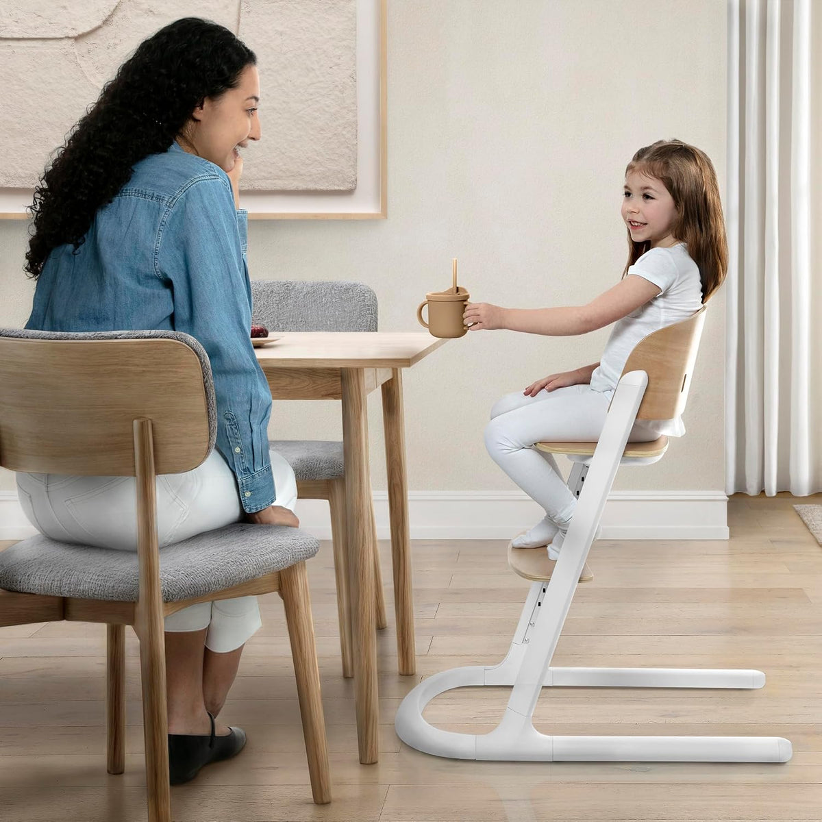 Delta Children Versa - Silla alta ajustable 3 en 1 para bebés y niñ...