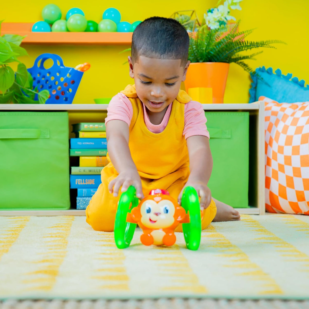 Bright Starts Roll &amp; Glow Monkey Crawling - Juguete para bebé c...