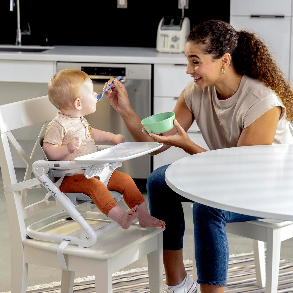Evenflo Silla elevadora plegable portátil 2 en 1 Eat &amp; Go
