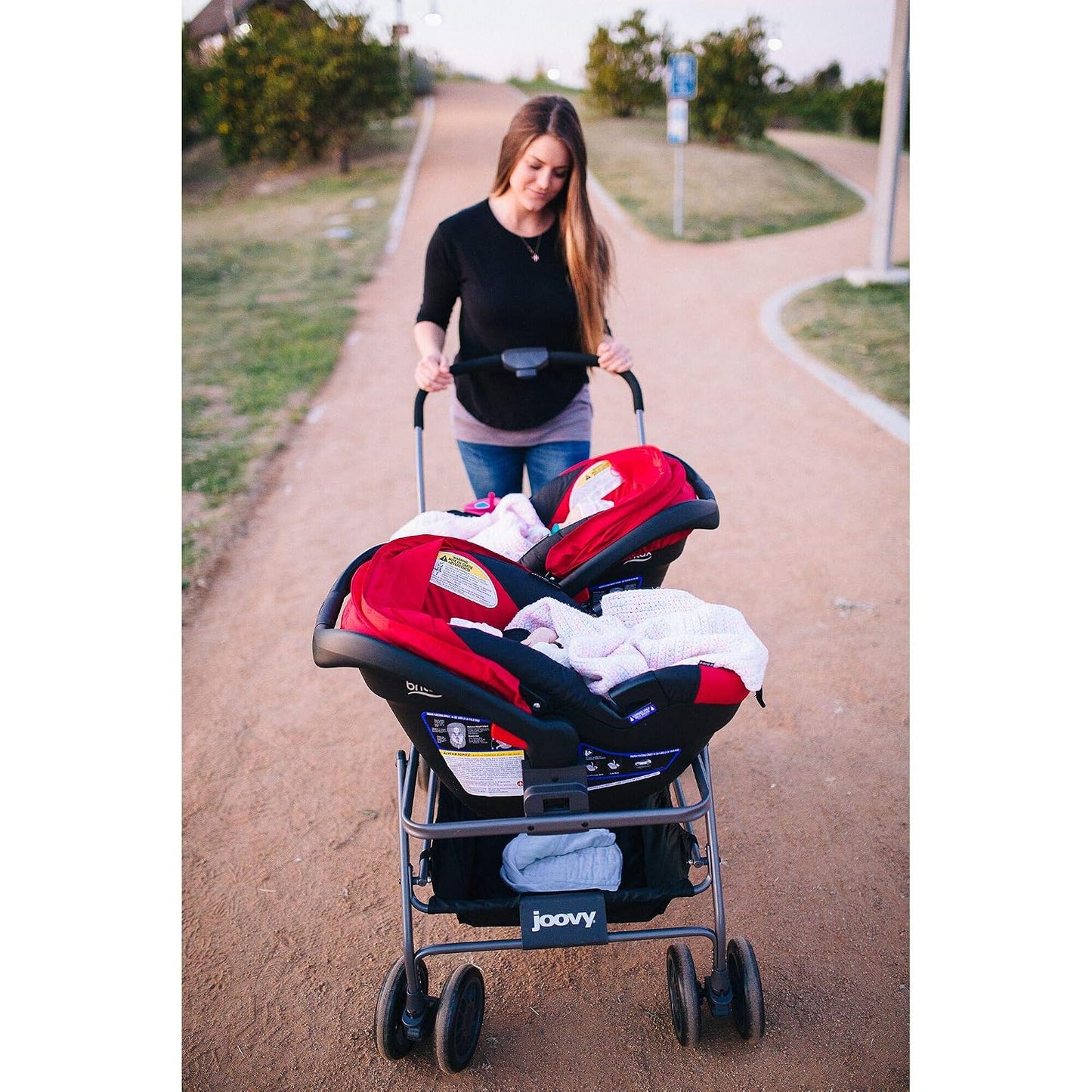 Carriola para dos portabebés para auto Joovy Twin Roo+
