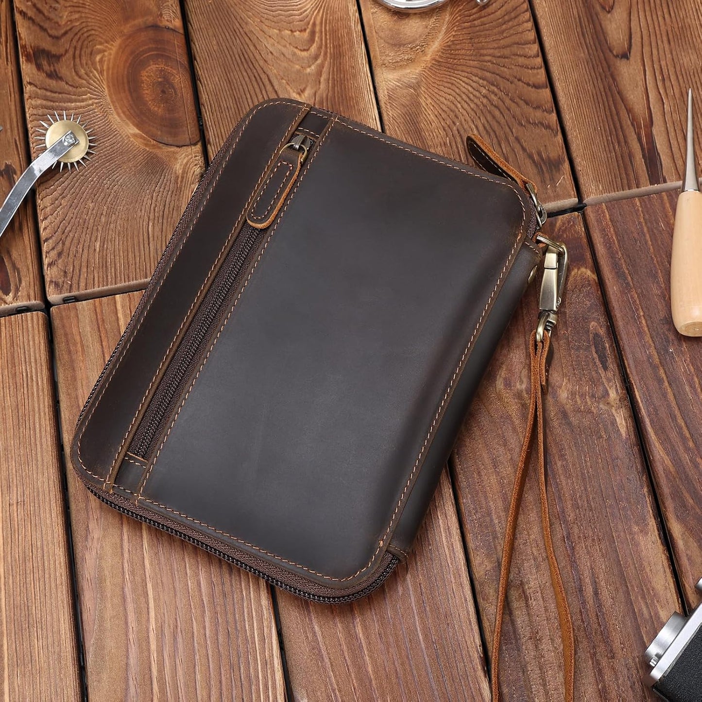 Polare - Cartera de cuero de grano completo para pasaporte familiar...