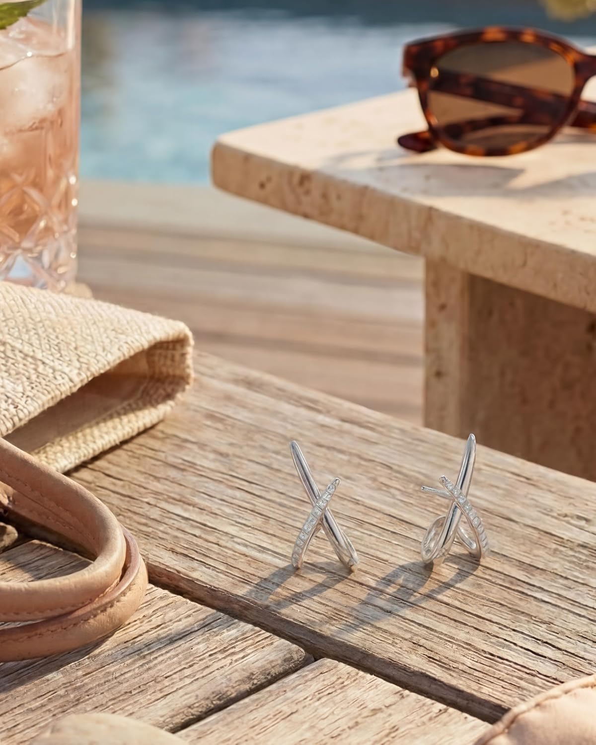 Aretes de oro para mujer a la moda, aretes de tuerca de oro de 14 q...