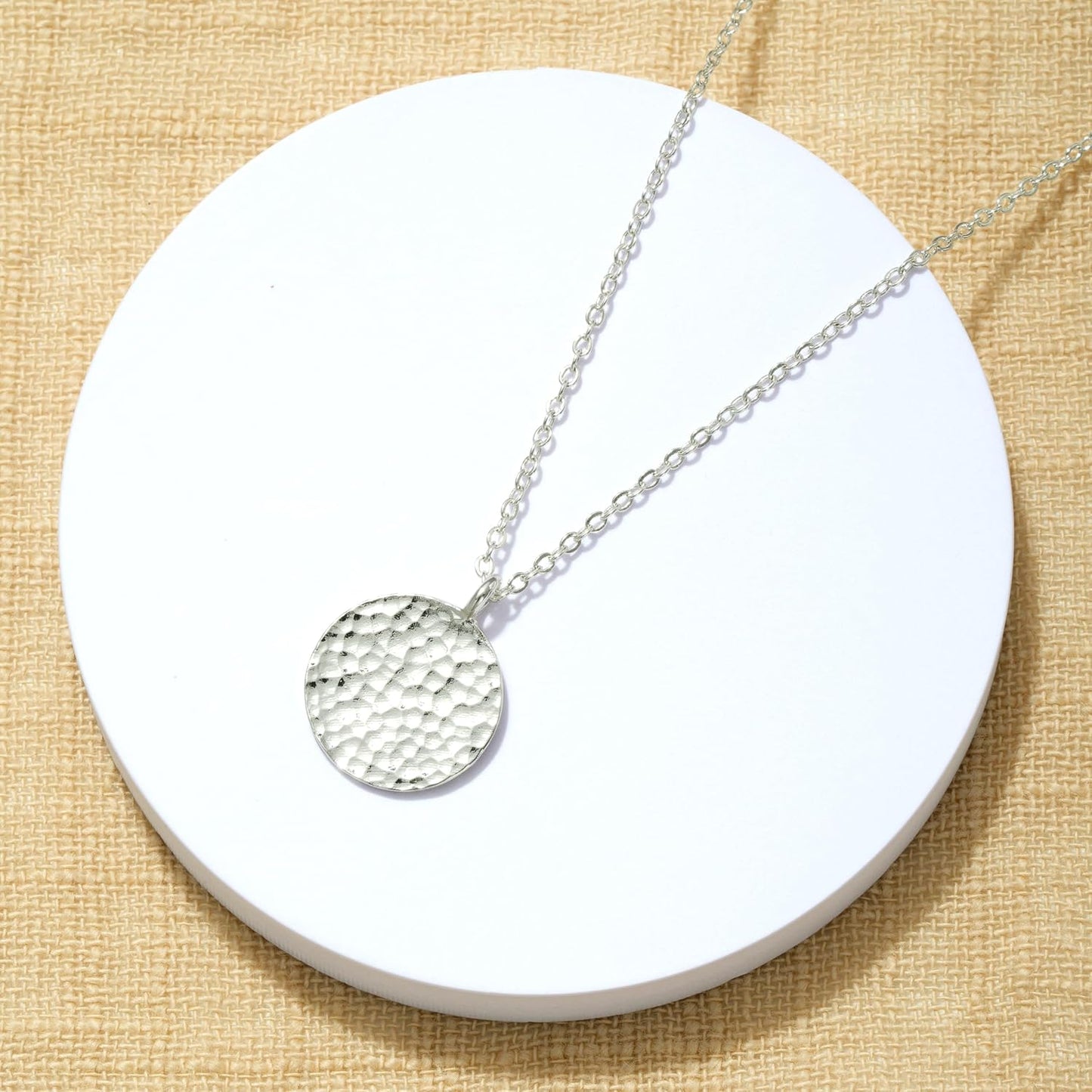 Fettero - Collar con dije de oro, gargantilla en capas con moneda a...
