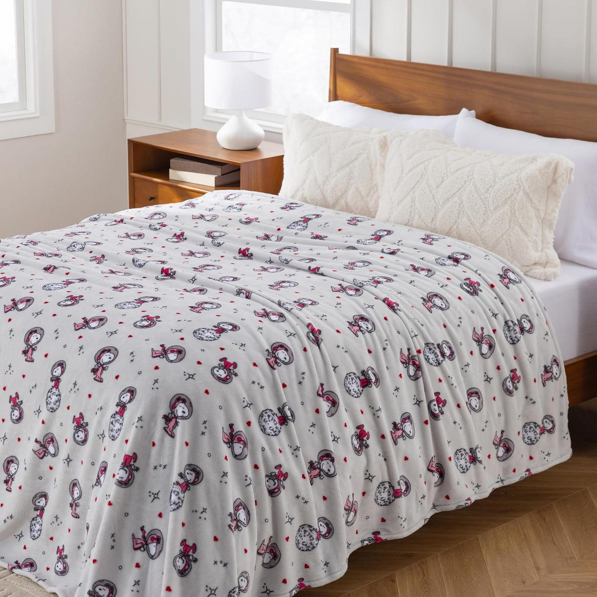 Berkshire Peanuts® VelvetLoft® - Manta de felpa de Snoopy con lindo...