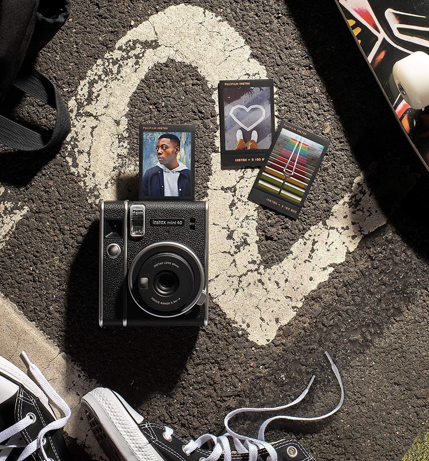 Cámara de película instantánea Fujifilm Instax Mini 40 con lente se...