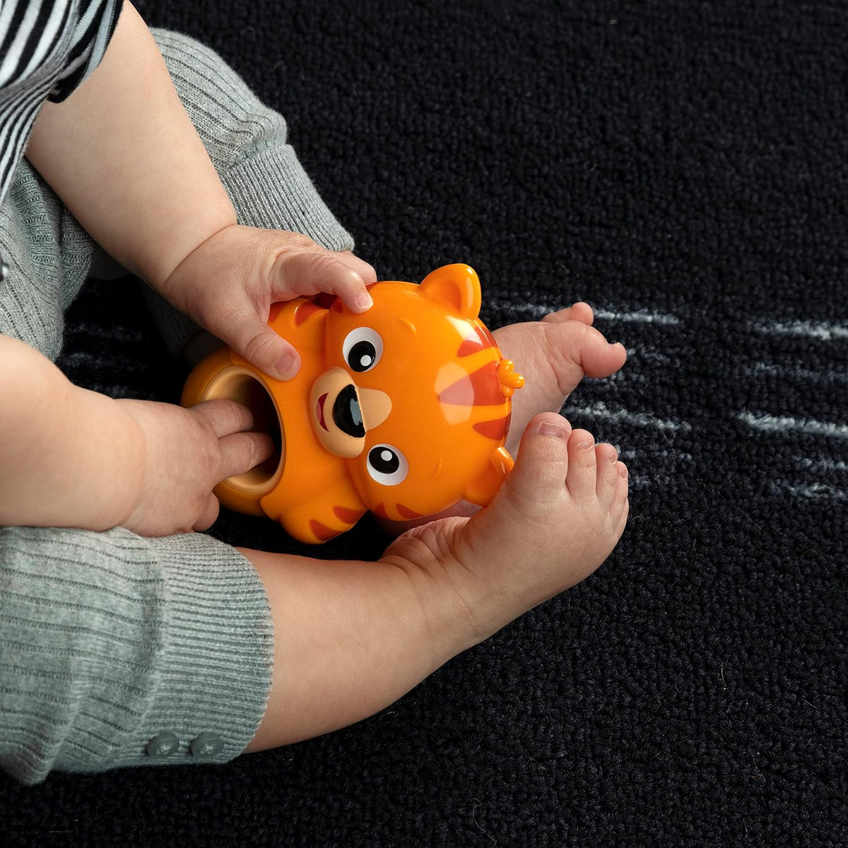 Baby Einstein Teethe &amp; Wobble Tinker - Juguete mordedor de tigr...