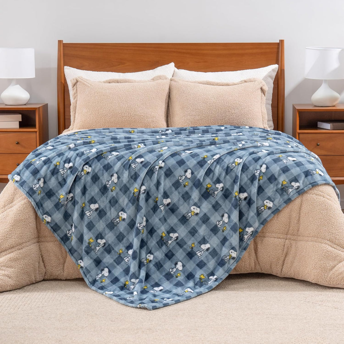 Berkshire Blanket Manta de terciopelo VelvetLoft® de Peanuts® con p...