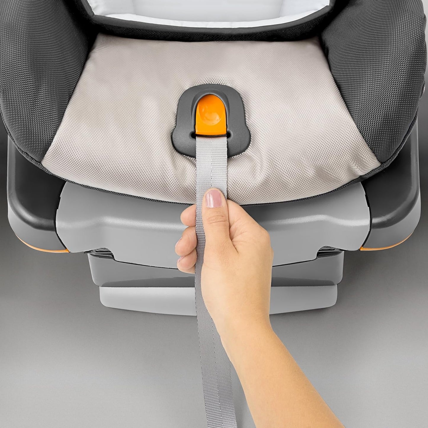 Chicco KeyFit - Asiento y base para automóvil infantil, orientada h...