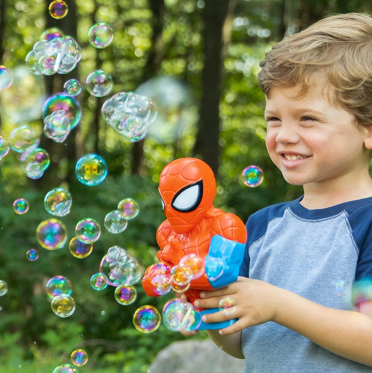 Little Kids Marvel Spider-Man - Máquina sopladora de burbujas de ac...