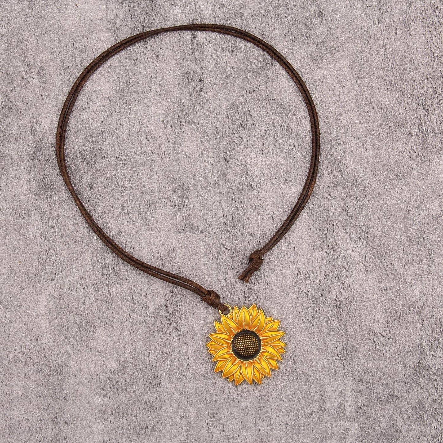 joymiao Collares bohemios para mujer, collar de cordón con colgante...