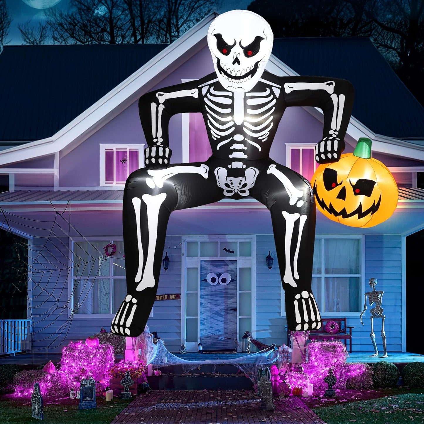 JOYIN - Esqueleto inflable de Halloween de 8.5 pies, esqueleto infl...