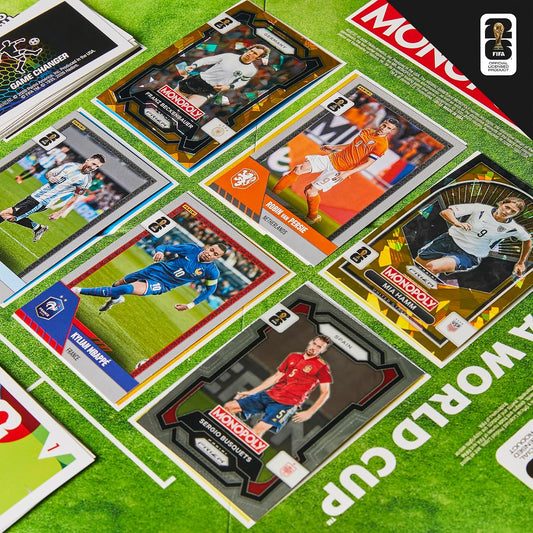 Monopoly Panini Prizm: Juego de mesa de fútbol de la Copa Mundial d...