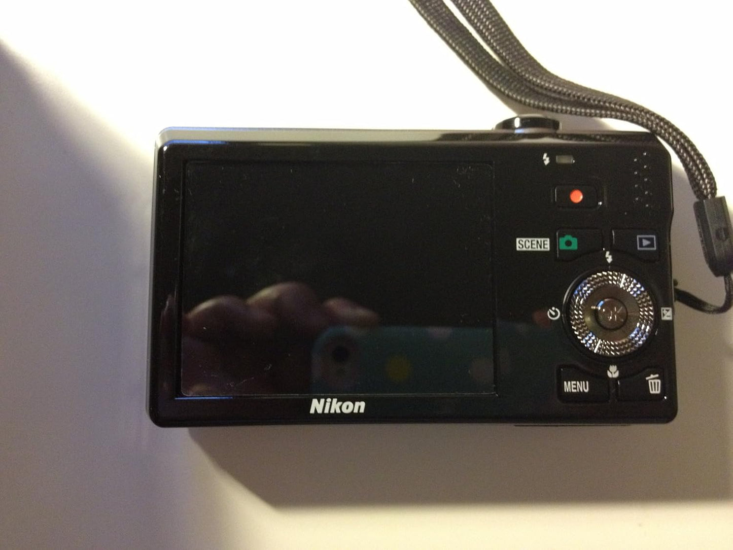 Nikon Coolpix S6000 - Cámara digital de 14 MP con zoom de reducción...
