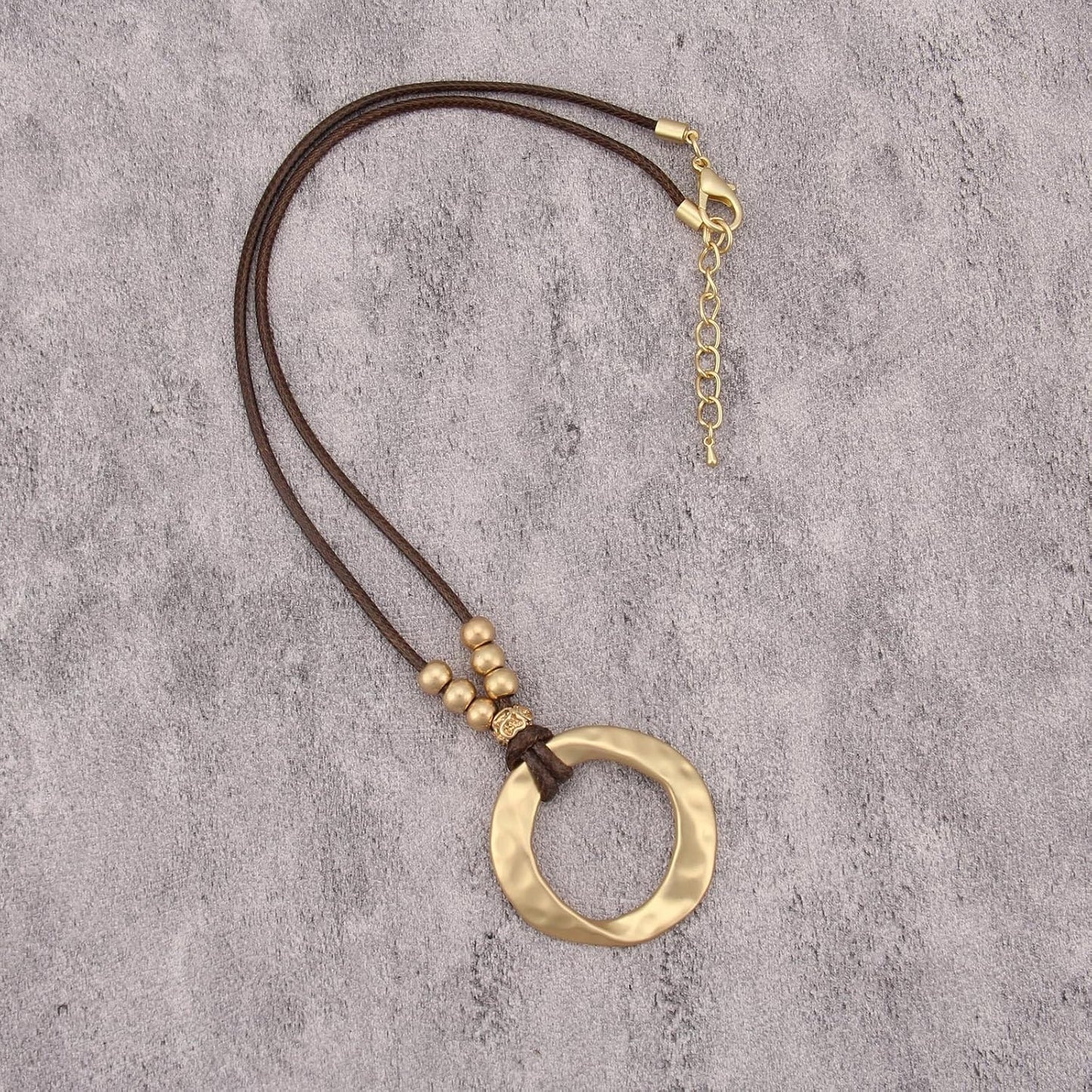 JAOYU Collares bohemios para mujer, collar de cuero con colgante de...