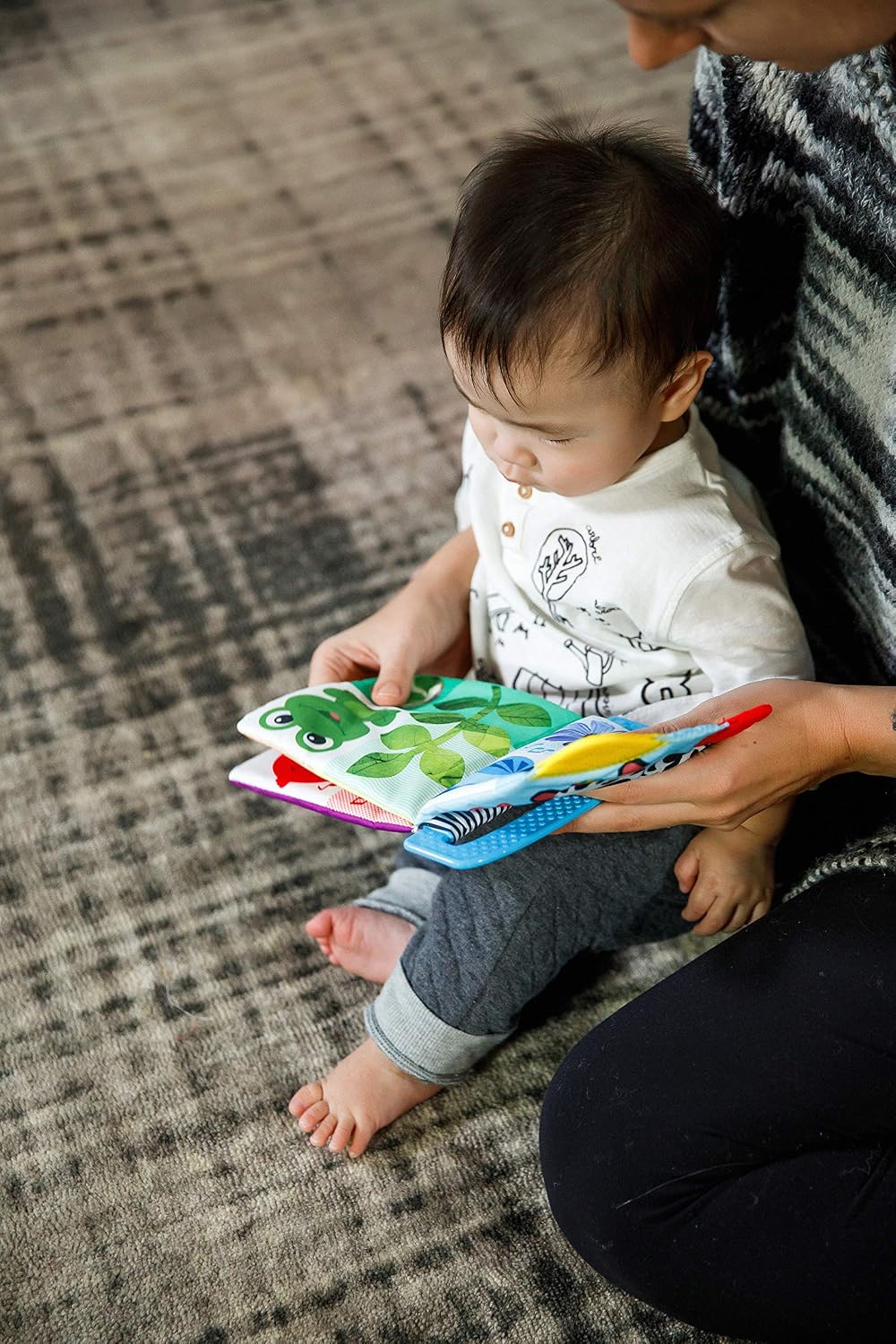 Baby Einstein Curious Explorers - Libro mordedor, juguete para llev...