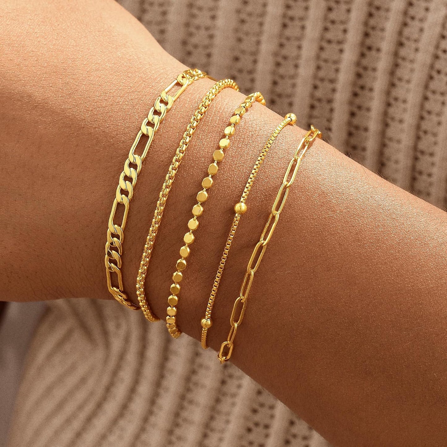 Striviio Pulseras de oro para mujer, chapado en oro de 14 quilates,...
