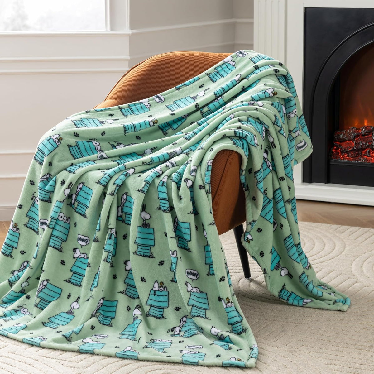 Berkshire Peanuts® VelvetLoft® - Manta de felpa de Snoopy con lindo...