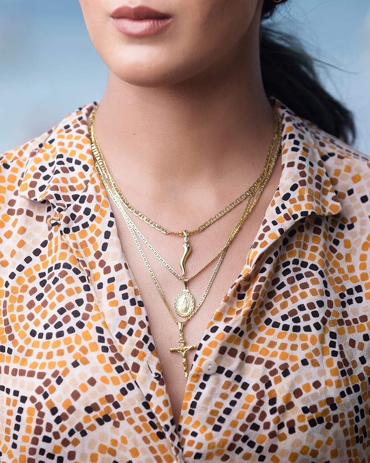 Barzel Collar de cruz para mujer y hombre, chapado en oro de 18 qui...