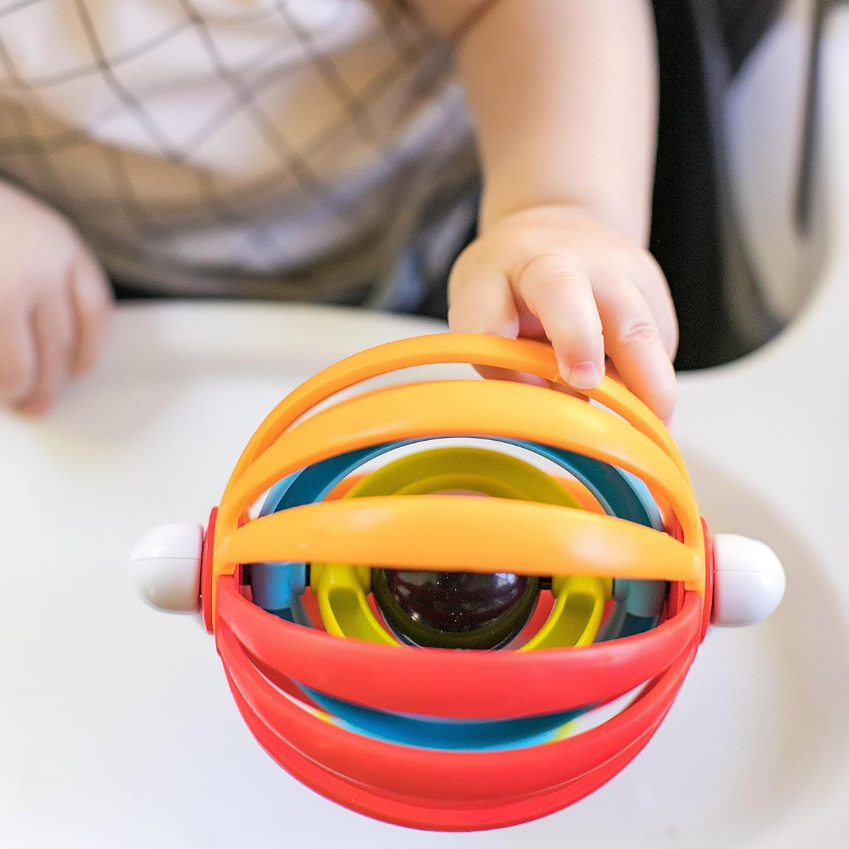 Baby Einstein Sticky Spinner - Juguete de actividades para silla al...
