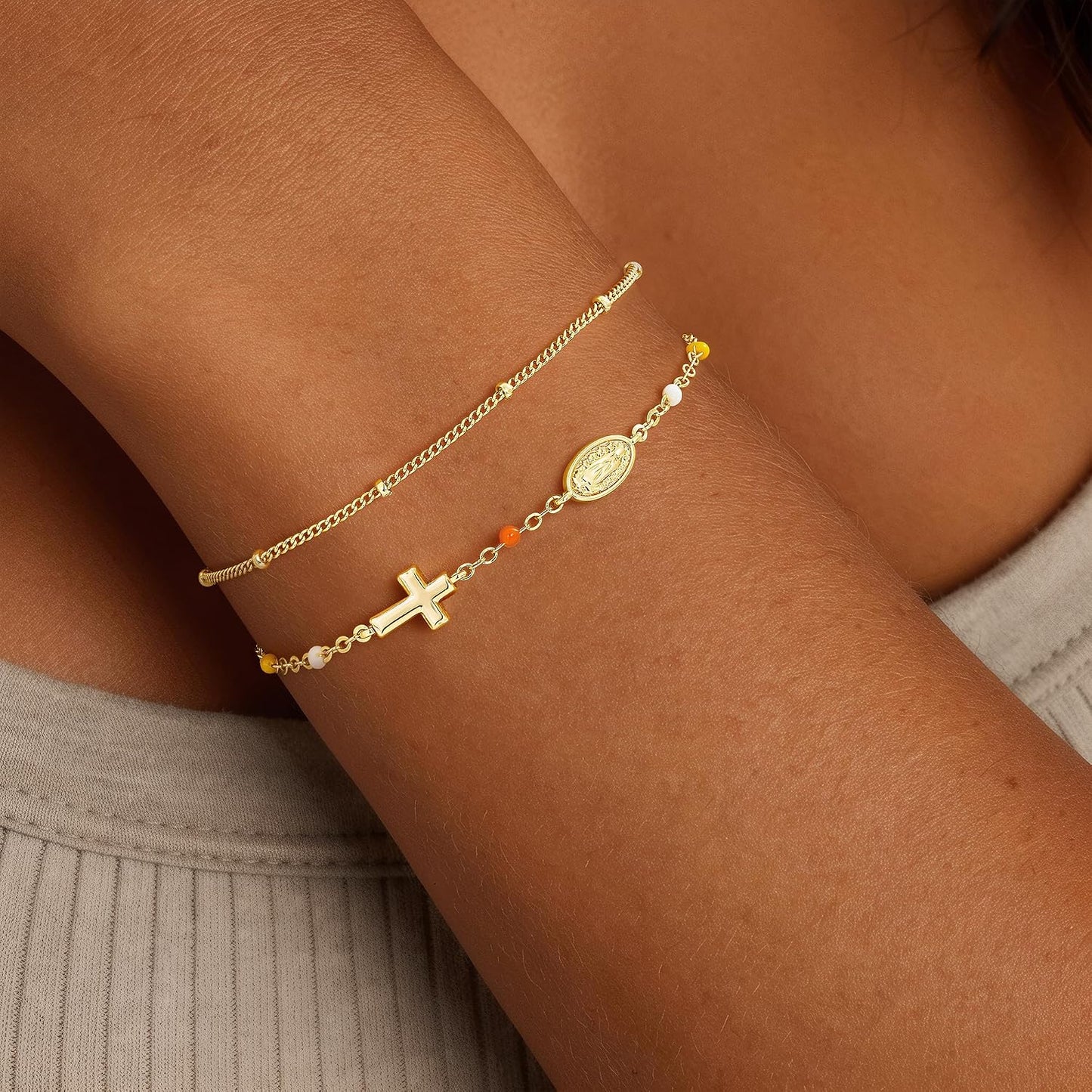 Turandoss Pulsera de cruz para mujer, chapada en oro de 14 quilates...
