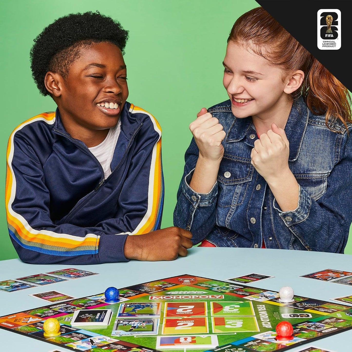 Monopoly Panini Prizm: Juego de mesa de fútbol de la Copa Mundial d...