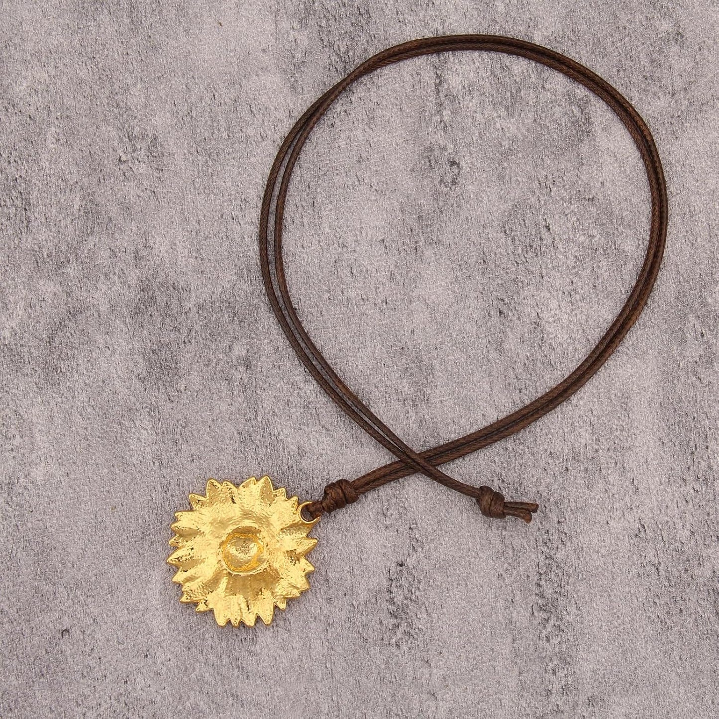joymiao Collares bohemios para mujer, collar de cordón con colgante...