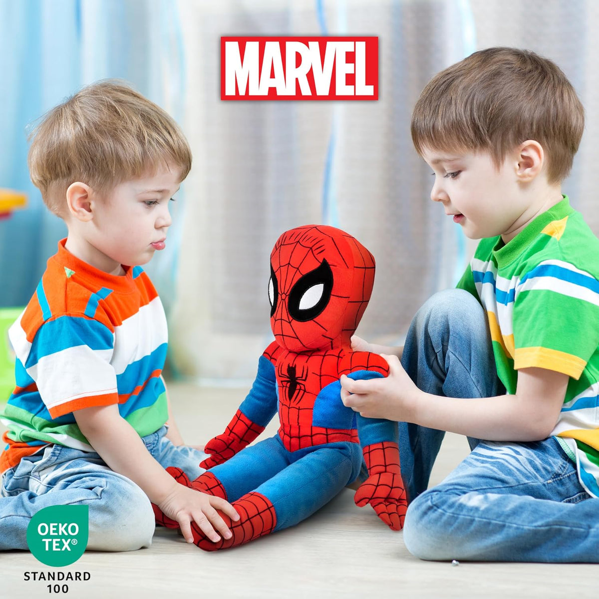 Jay Franco Marvel Super Hero Adventures - Almohadón de peluche de S...