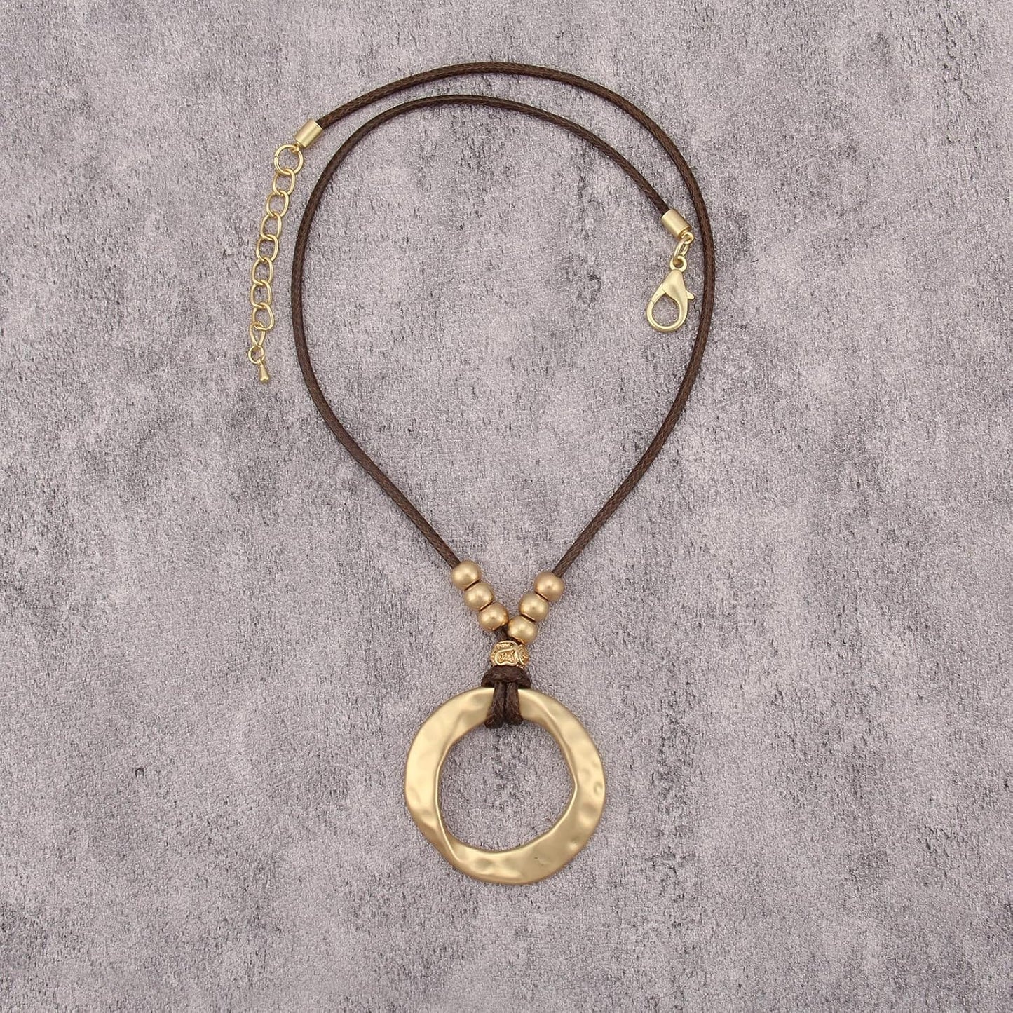 JAOYU Collares bohemios para mujer, collar de cuero con colgante de...
