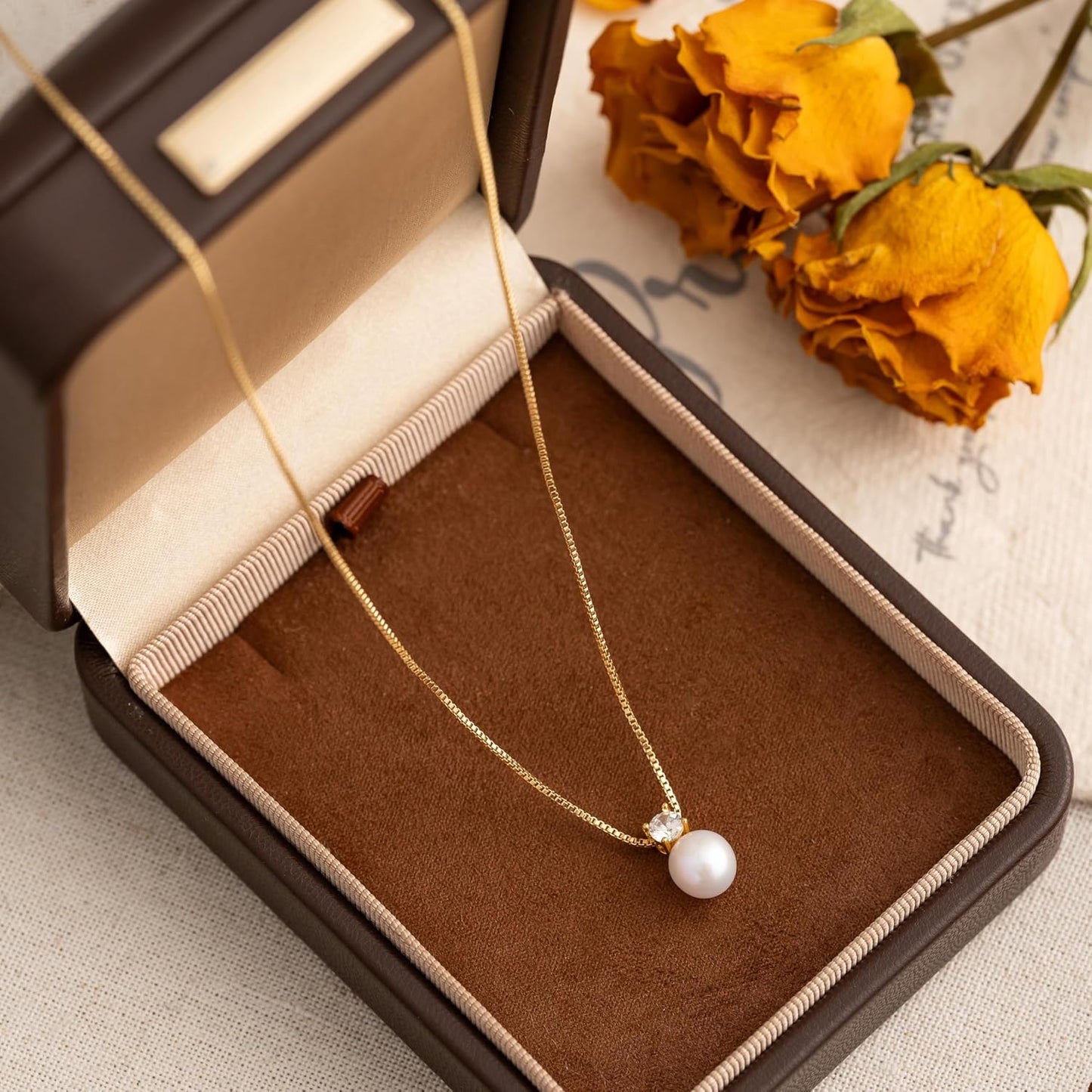 WFYOU Collares de perlas para mujer, collar de perlas redondas de a...