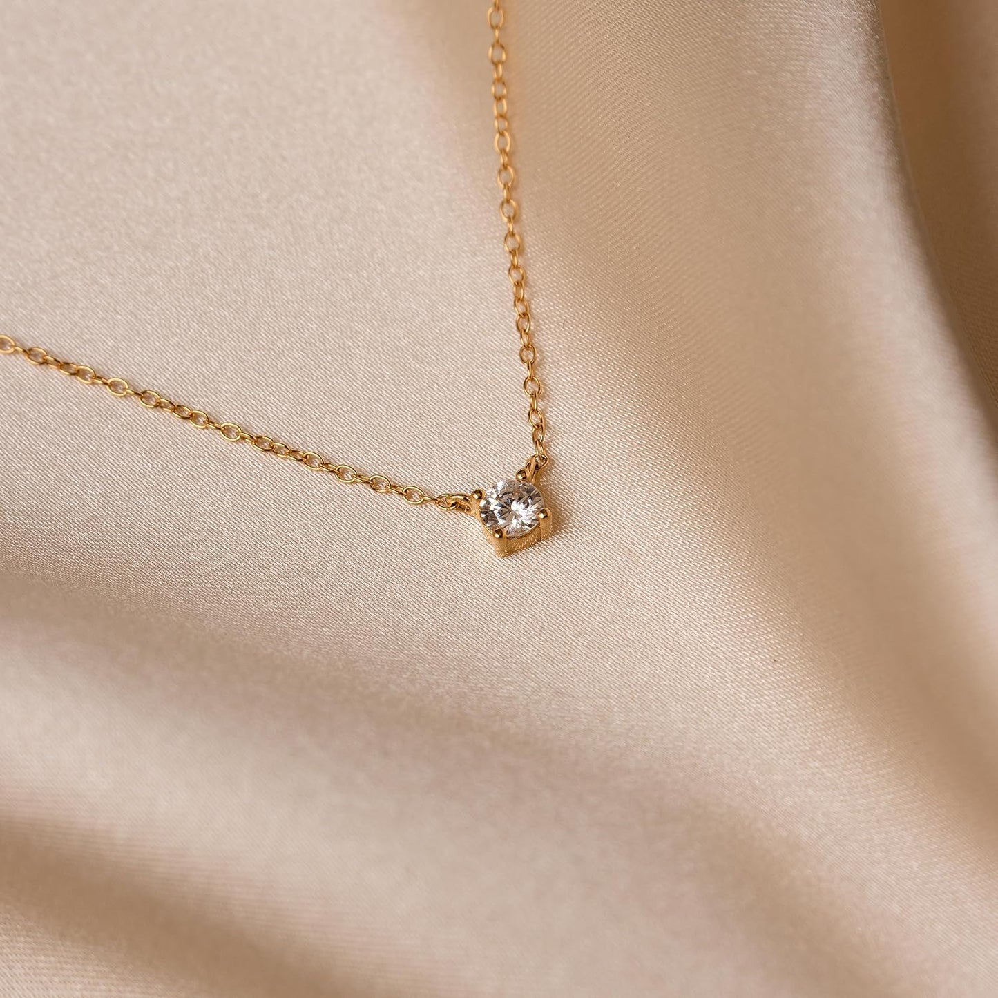 Treasure Bender Collar de oro delicado para mujer sin deslustre, co...