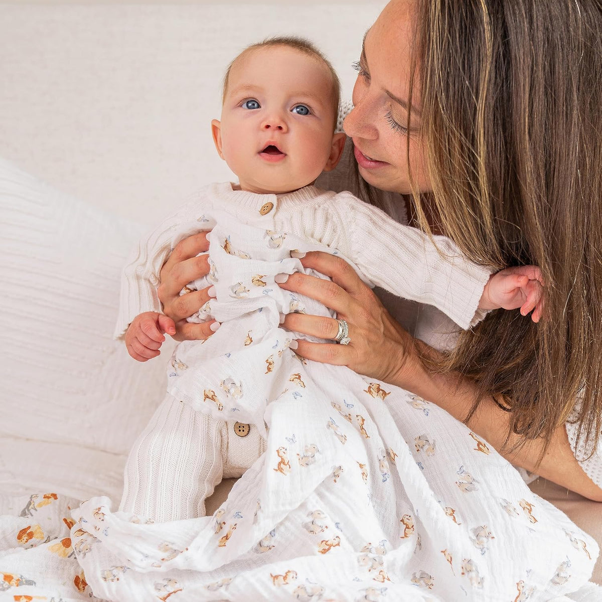 aden + anais Essentials - Mantas de muselina para bebé de Disney, m...