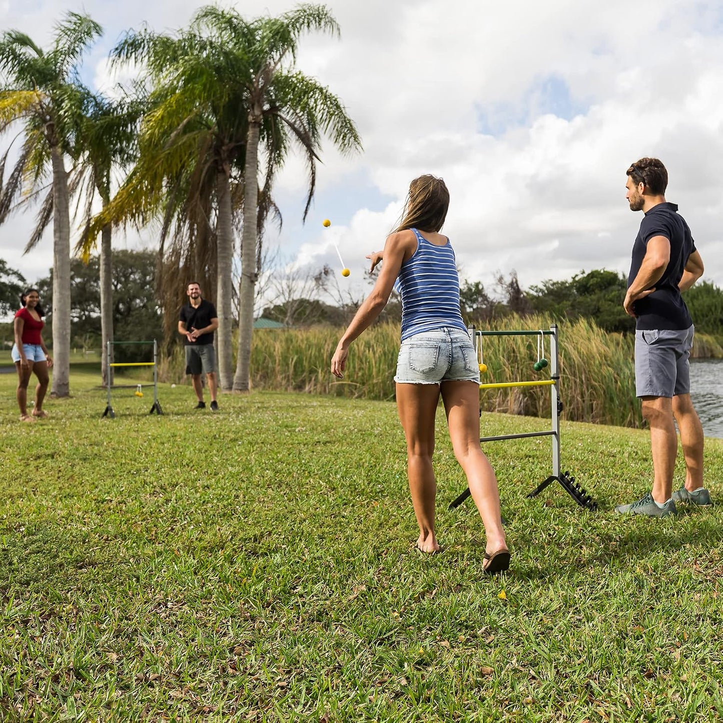 EastPoint Go Gater Ladderball Set, 2 escaleras de acero, 6 bolos, j...